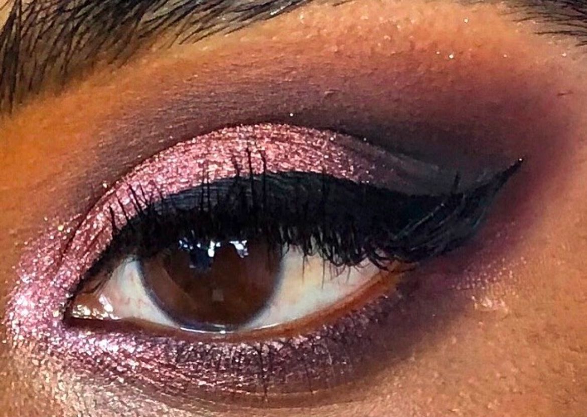 Jessica Cagney colourful makeup close ups
Mobile Gold Coast makeup artist and hairstylist
