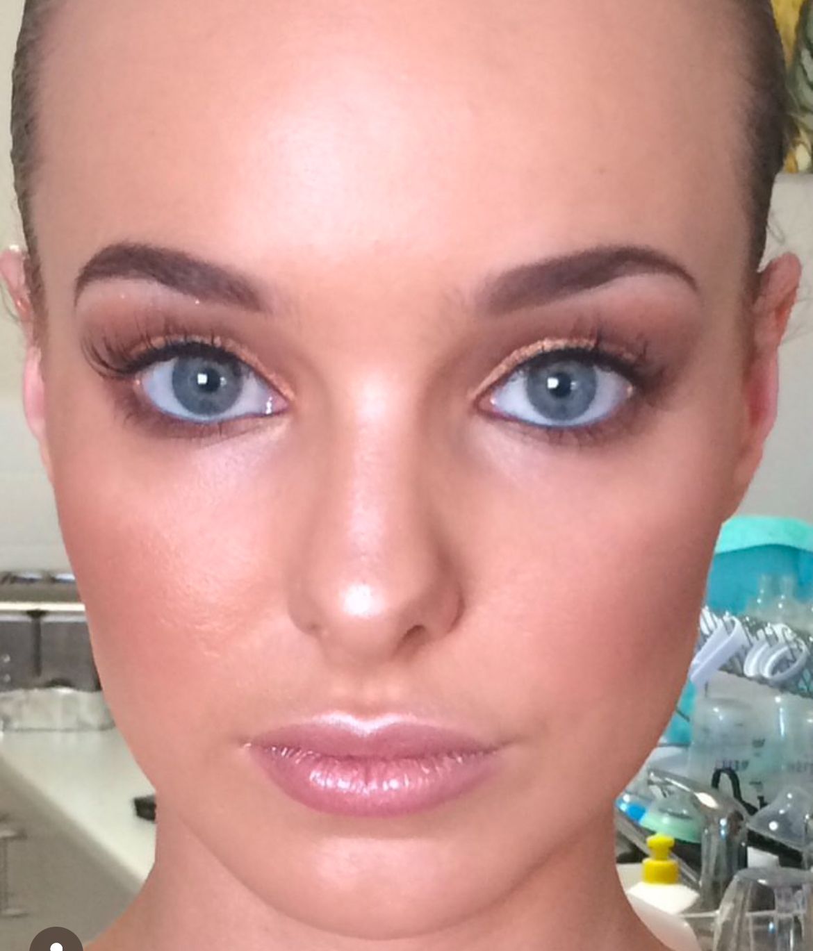 Model Test shoots Jessica Cagney makeup
Mobile Gold Coast makeup artist and hairstylist