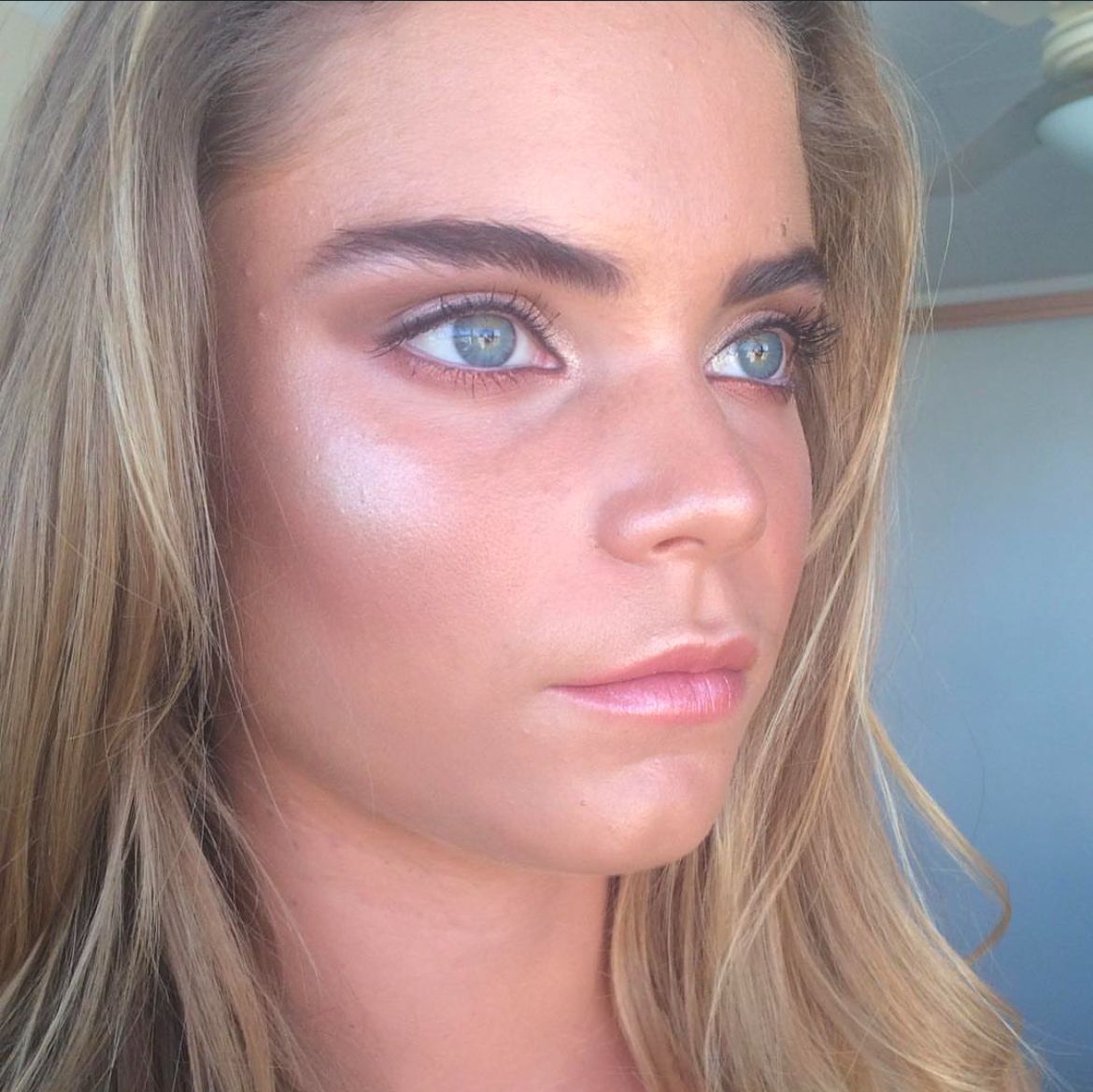 Formal makeup and hair Jessica Cagney
Mobile Gold Coast and Brisbane makeup artist and hairstylist