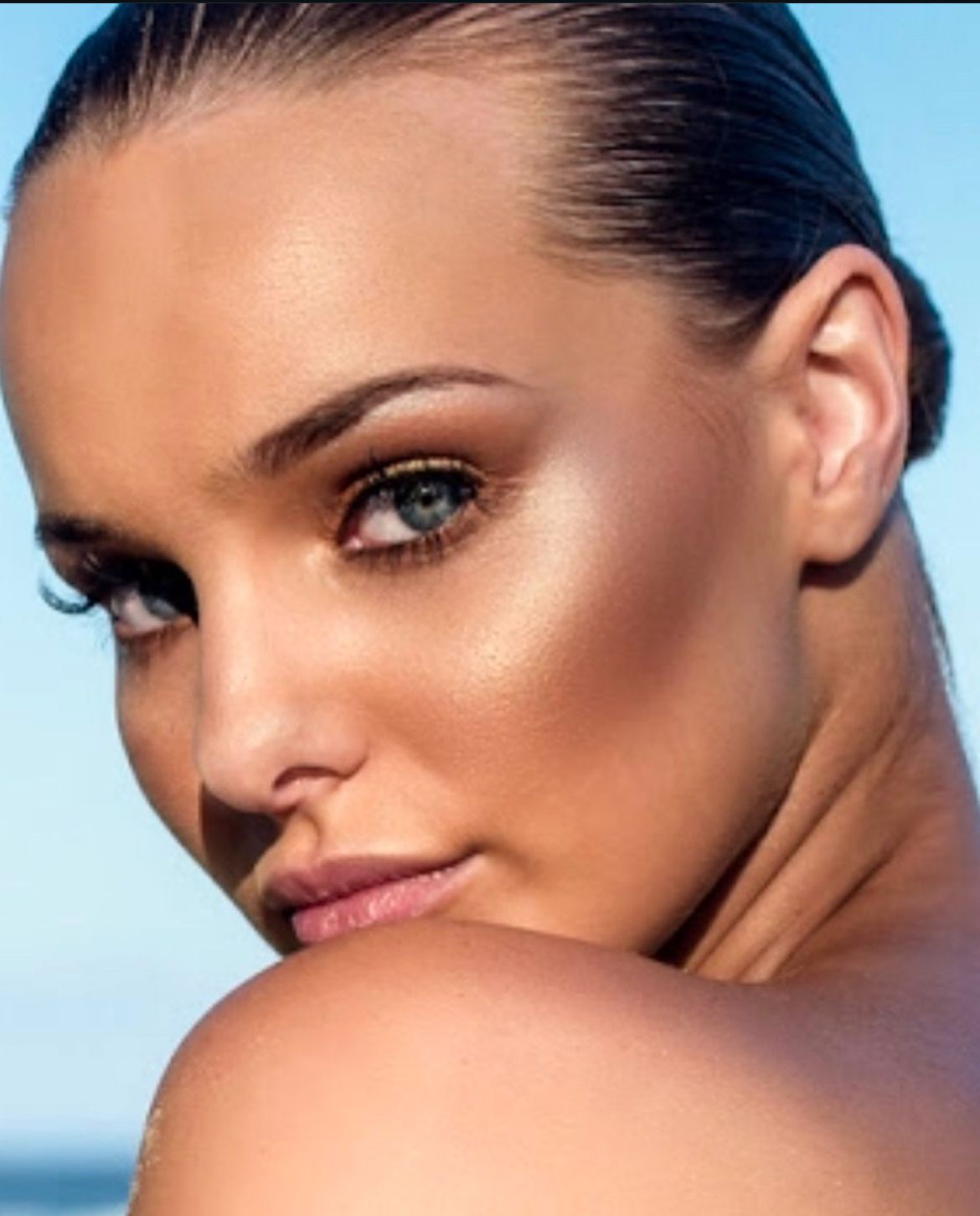 Model Test shoots Jessica Cagney makeup
Mobile Gold Coast and Brisbane makeup artist and hairstylist