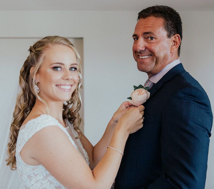 Bridal makeup artist Gold coast by Jessica Cagney
mobile Gold Coast & Brisbane makeup artist and hairstylist