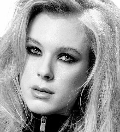 Jessica Cagney Mobile Gold Coast & Brisbane makeup artist and hairstylist