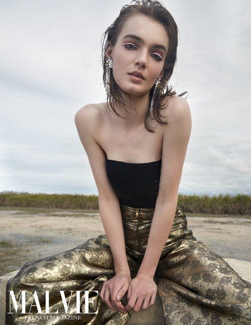 Malvie Magazine spread Jessica Cagney makeup and hair
mobile Gold Coast & Brisbane makeup artist and hairstylist