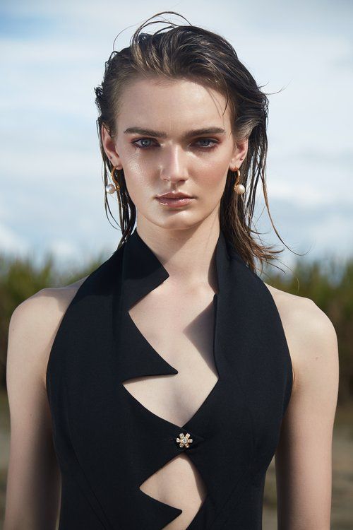 Jessica Cagney Mobile Gold Coast & Brisbane makeup artist and hairstylist