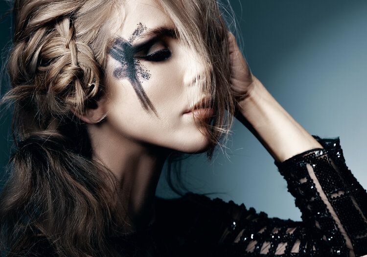 Jessica Cagney Mobile Gold Coast & Brisbane makeup artist and hairstylist