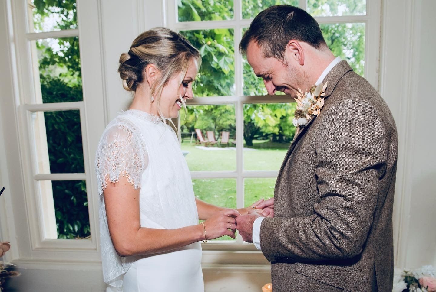 bride and groom wedding ceremony with hair and makeup by Jax-Glam Beauty