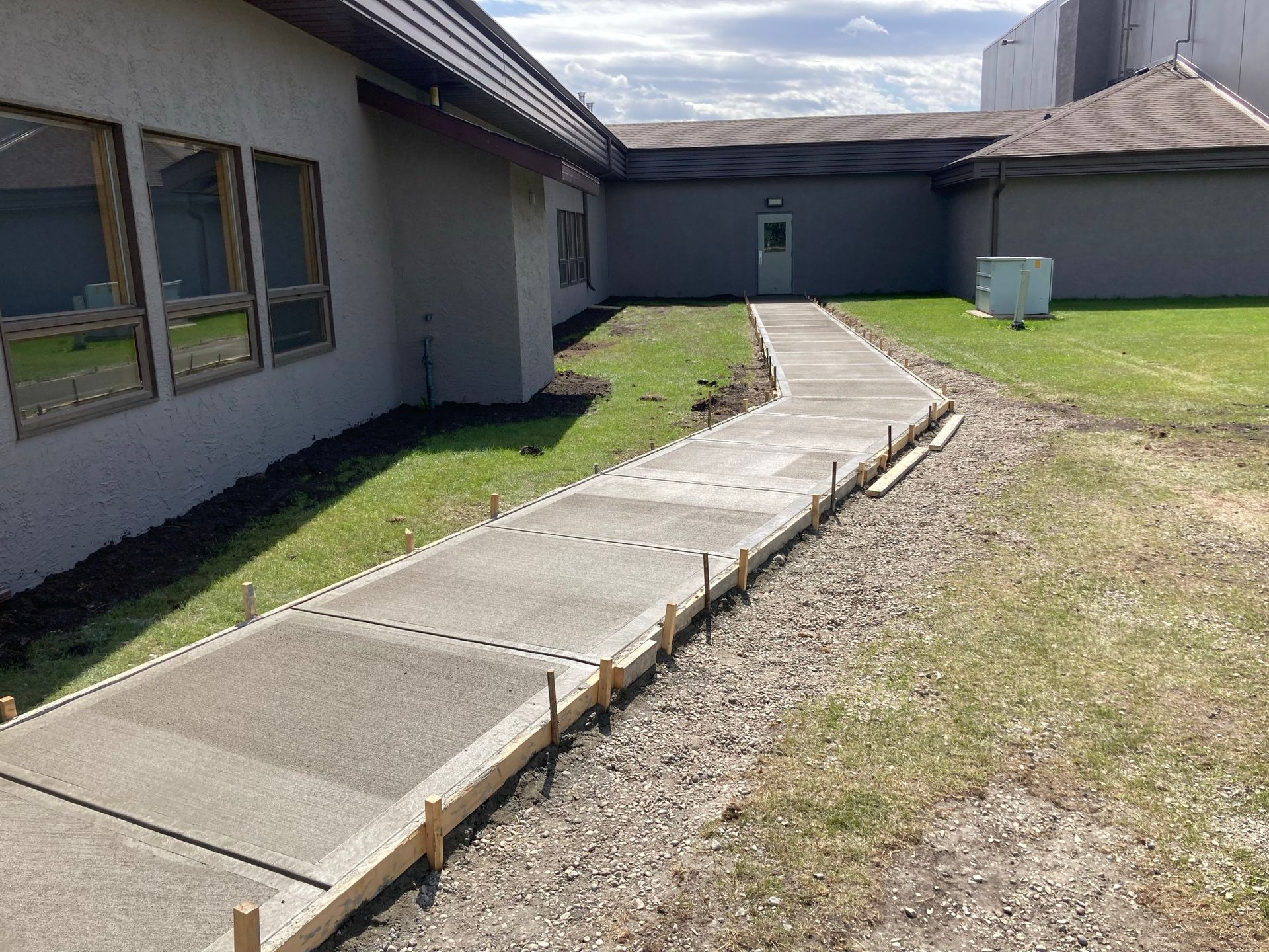 cheap concrete contracting services camrose