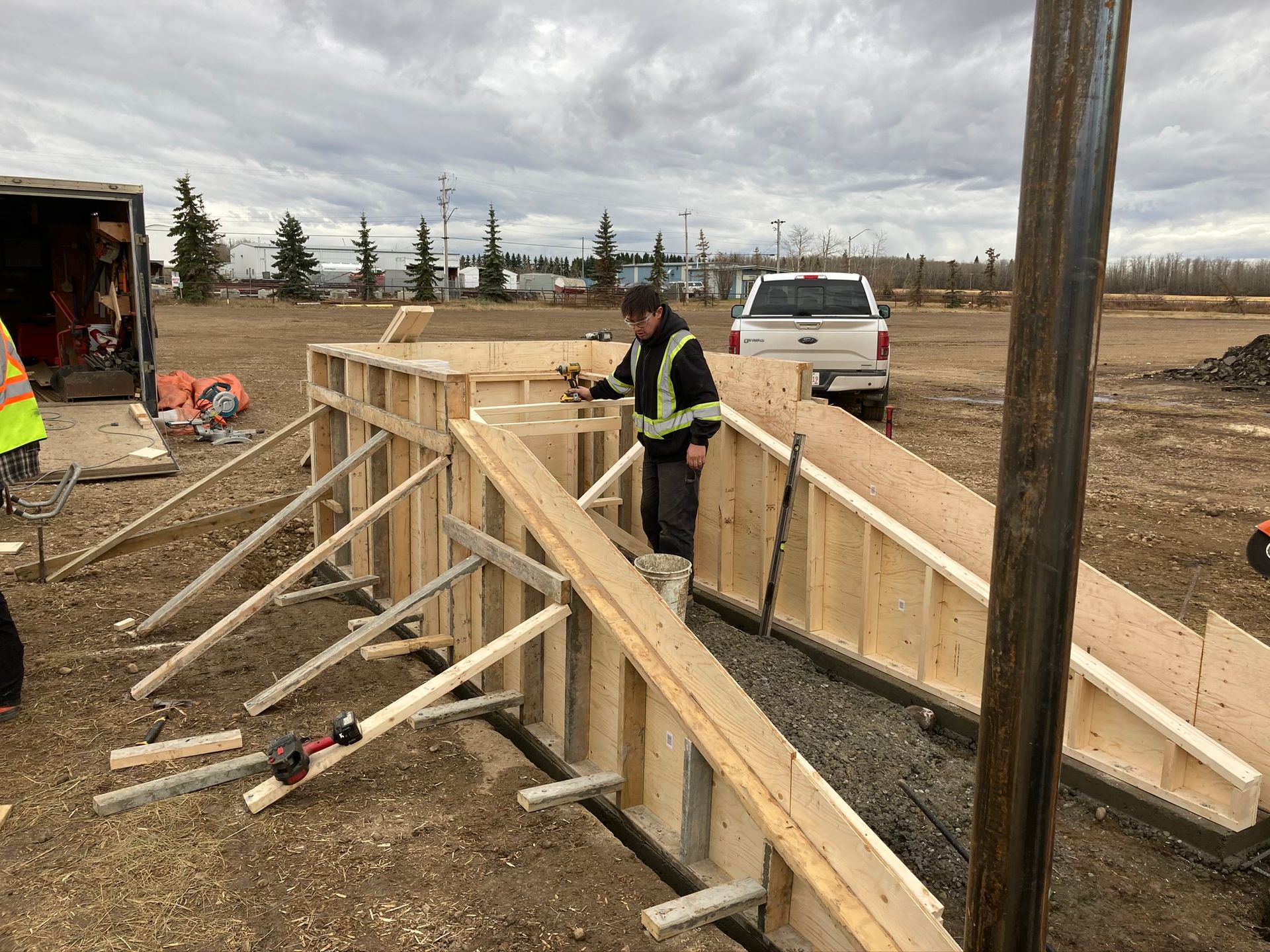 Concrete Contracting Service | Formwork | Flatwork | Ponoka | Red Deer