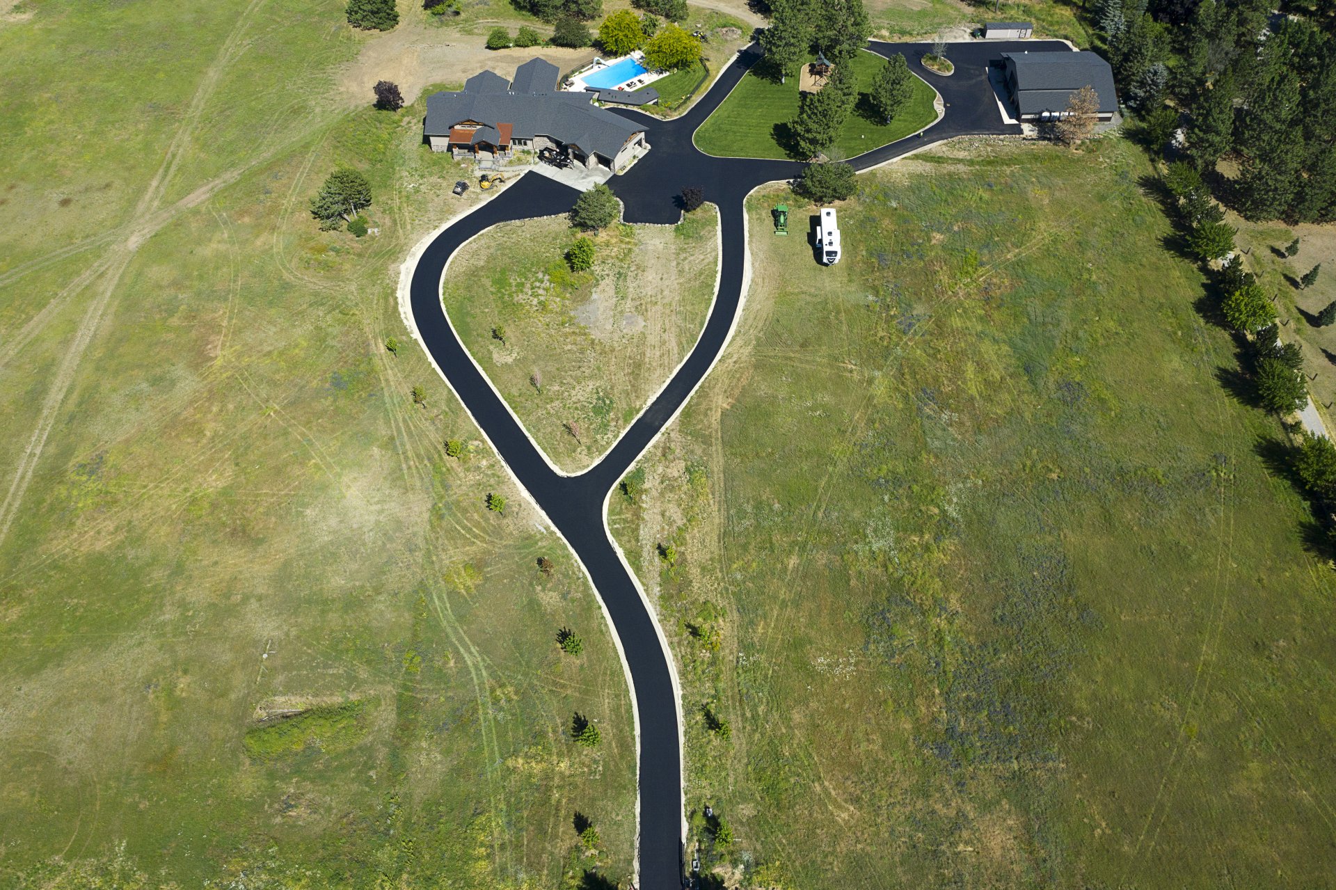 Asphalt Driveways Spokane, WA Black Diamond Asphalt Paving LLC