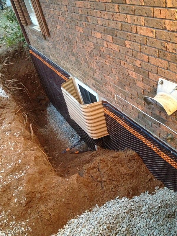 Exterior basement wall leak repair & waterproofing by Pro Seal in the Niagara, Welland & St. Catharines region.