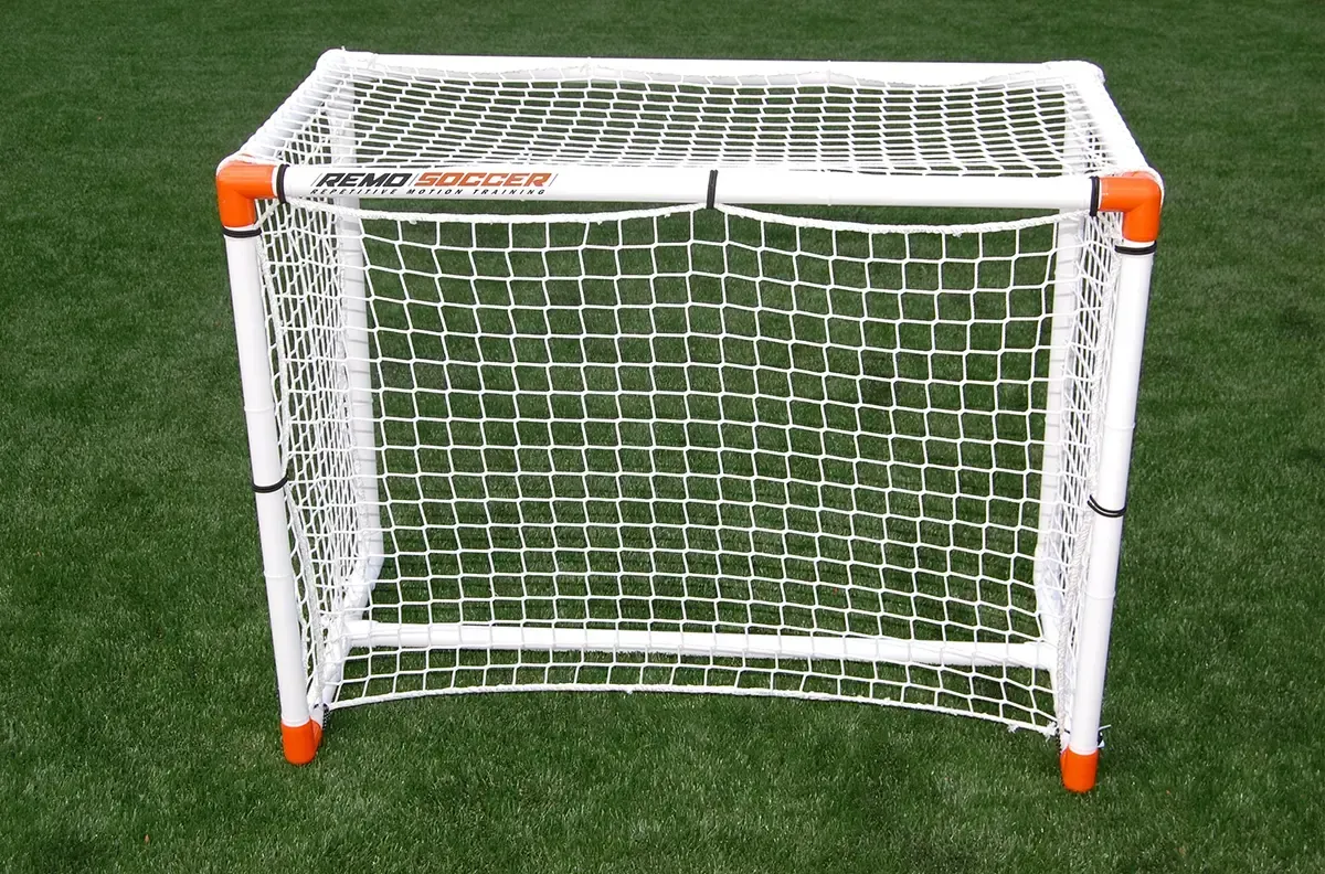 32 Lesson Training Program + Remo Soccer Trainer (All In One Rebounder & Box Goal)
