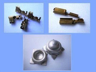 connessioni metalliche varie