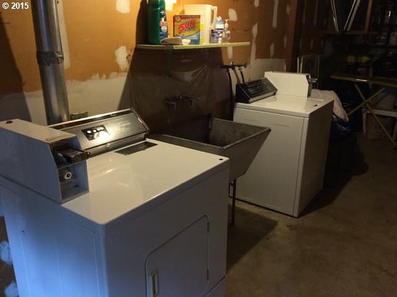 An image on the 92nd 4 Plex property