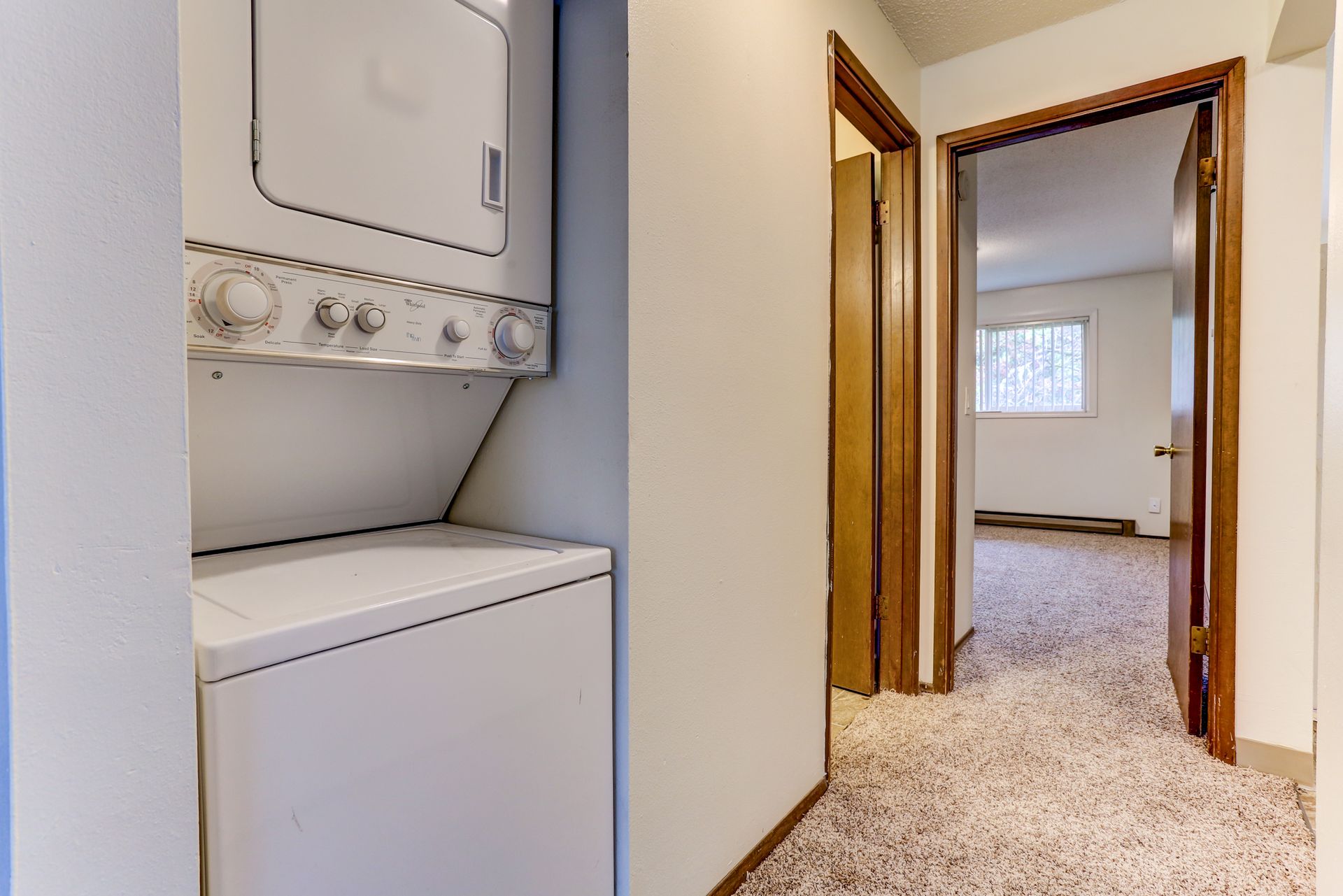 An image of the Amber Lantern Apartments units