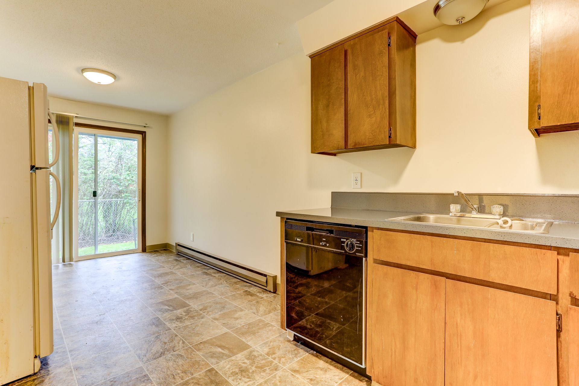 An image of the Amber Lantern Apartments units
