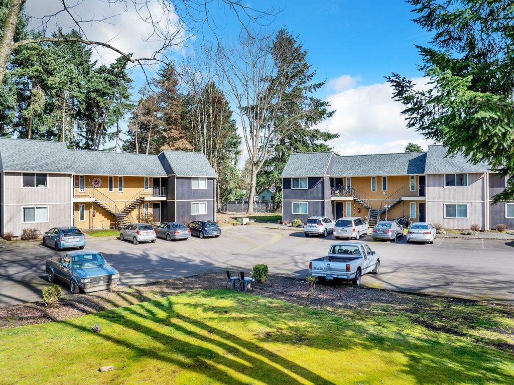 Photo of a unit at the Carriage Estates