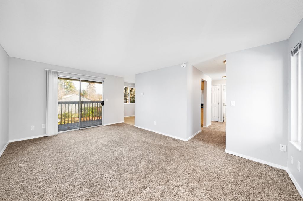 Photo of a unit at the Carriage Estates