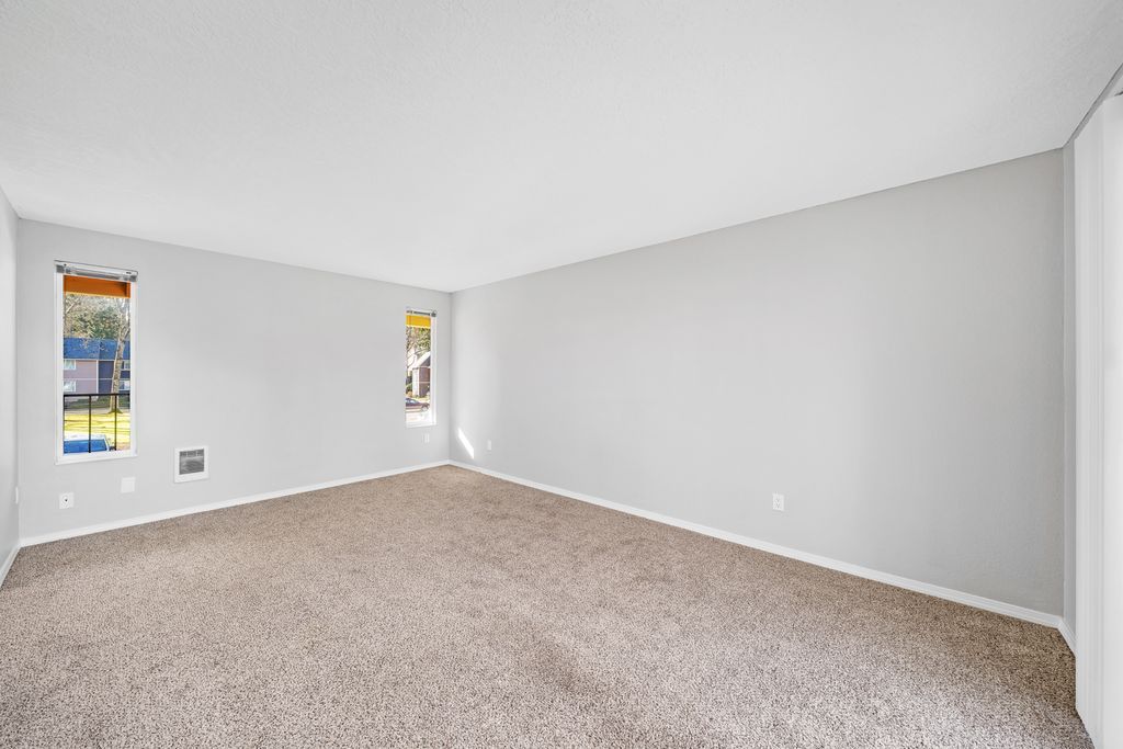 Photo of a unit at the Carriage Estates