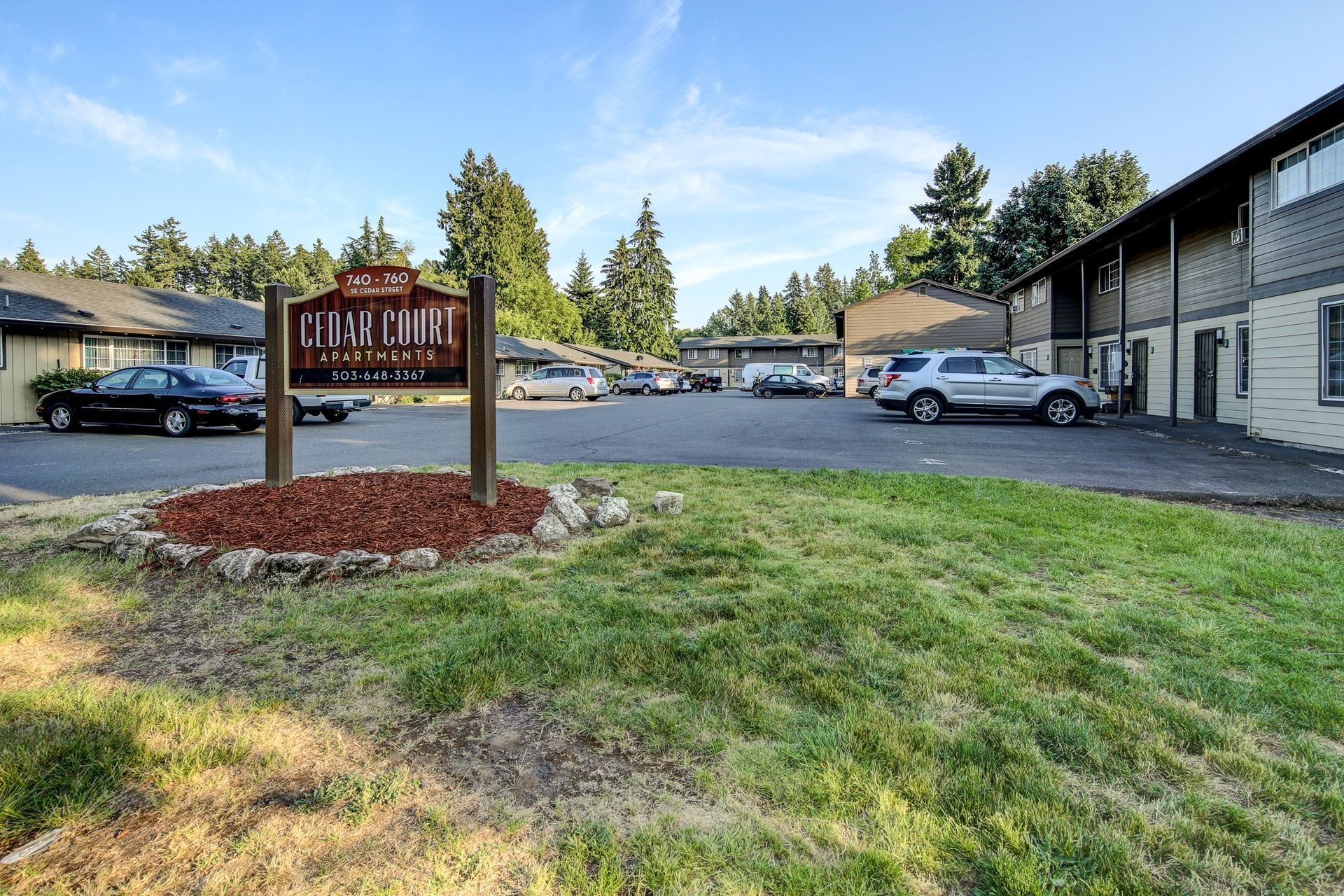 Cedar Court Apartments
