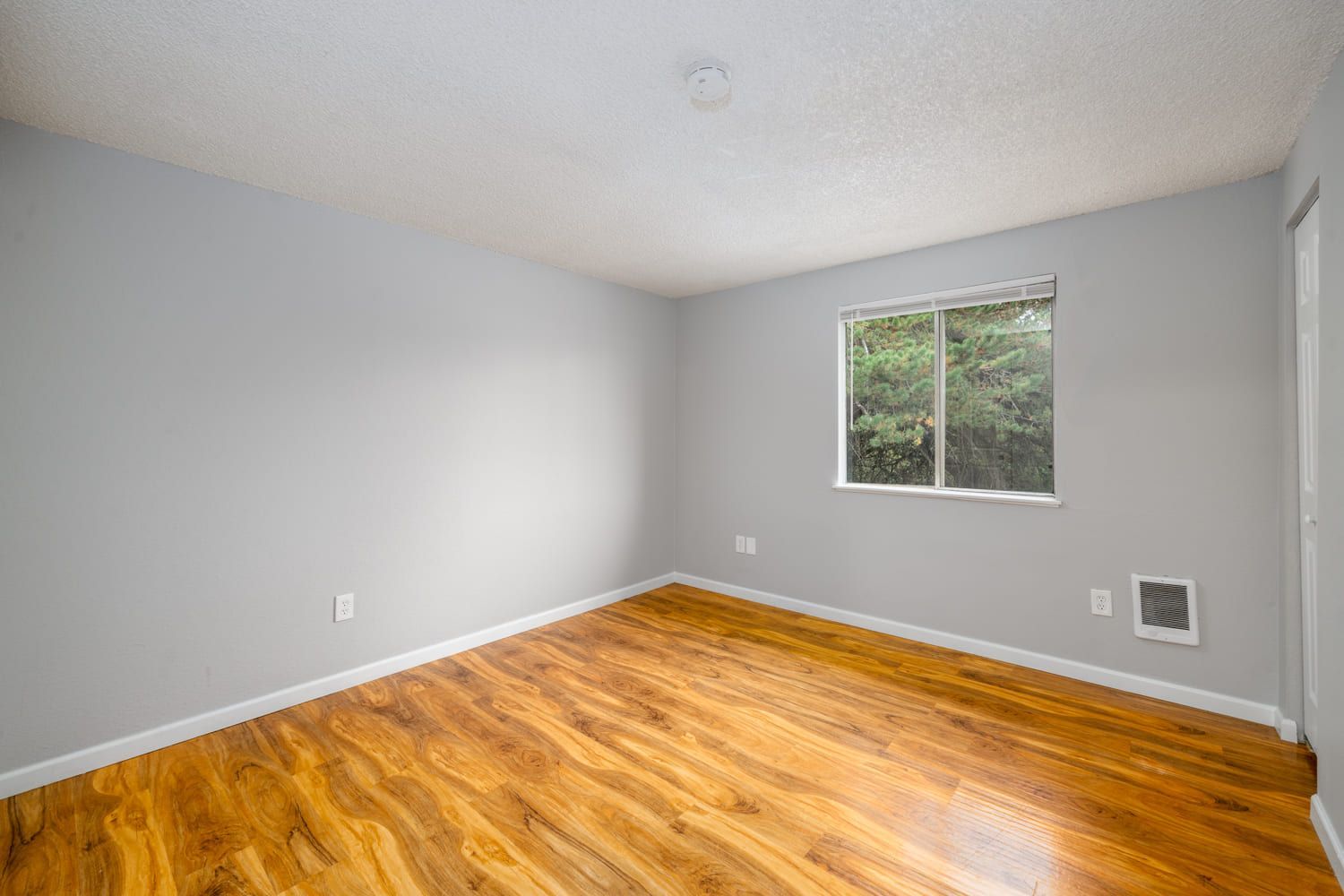 A photo of an apartment in the Johnson Village apartment complex