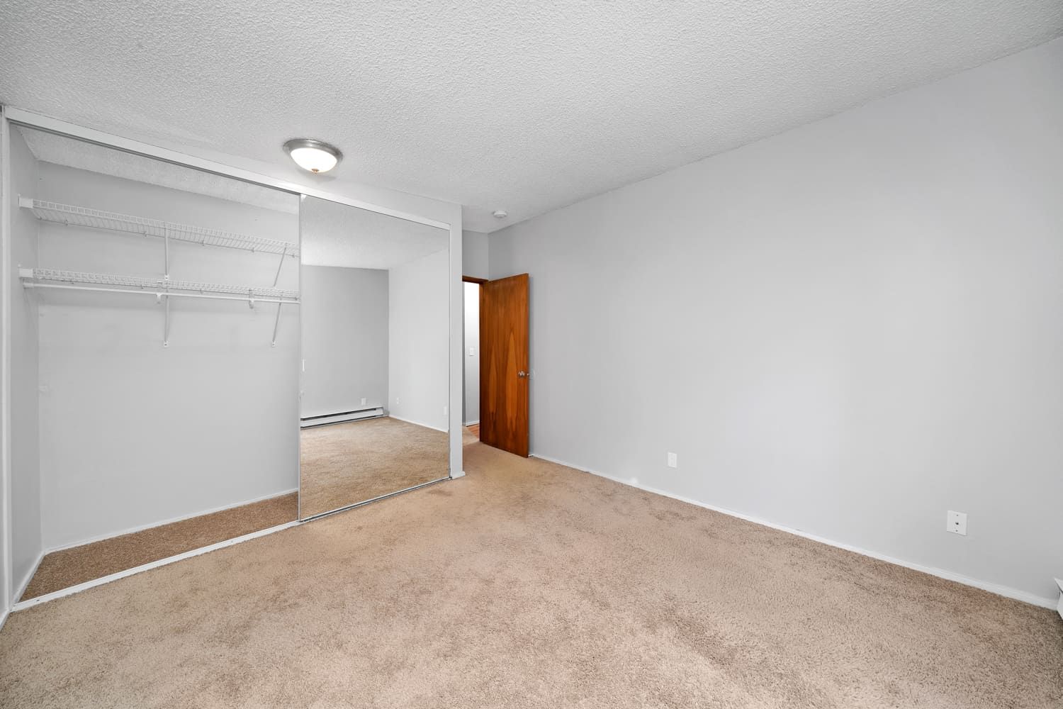 A photo of a unit in the Lair Hill Apartments