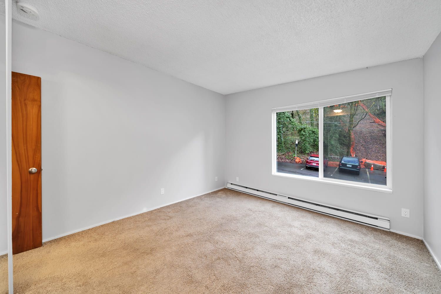 A photo of a unit in the Lair Hill Apartments