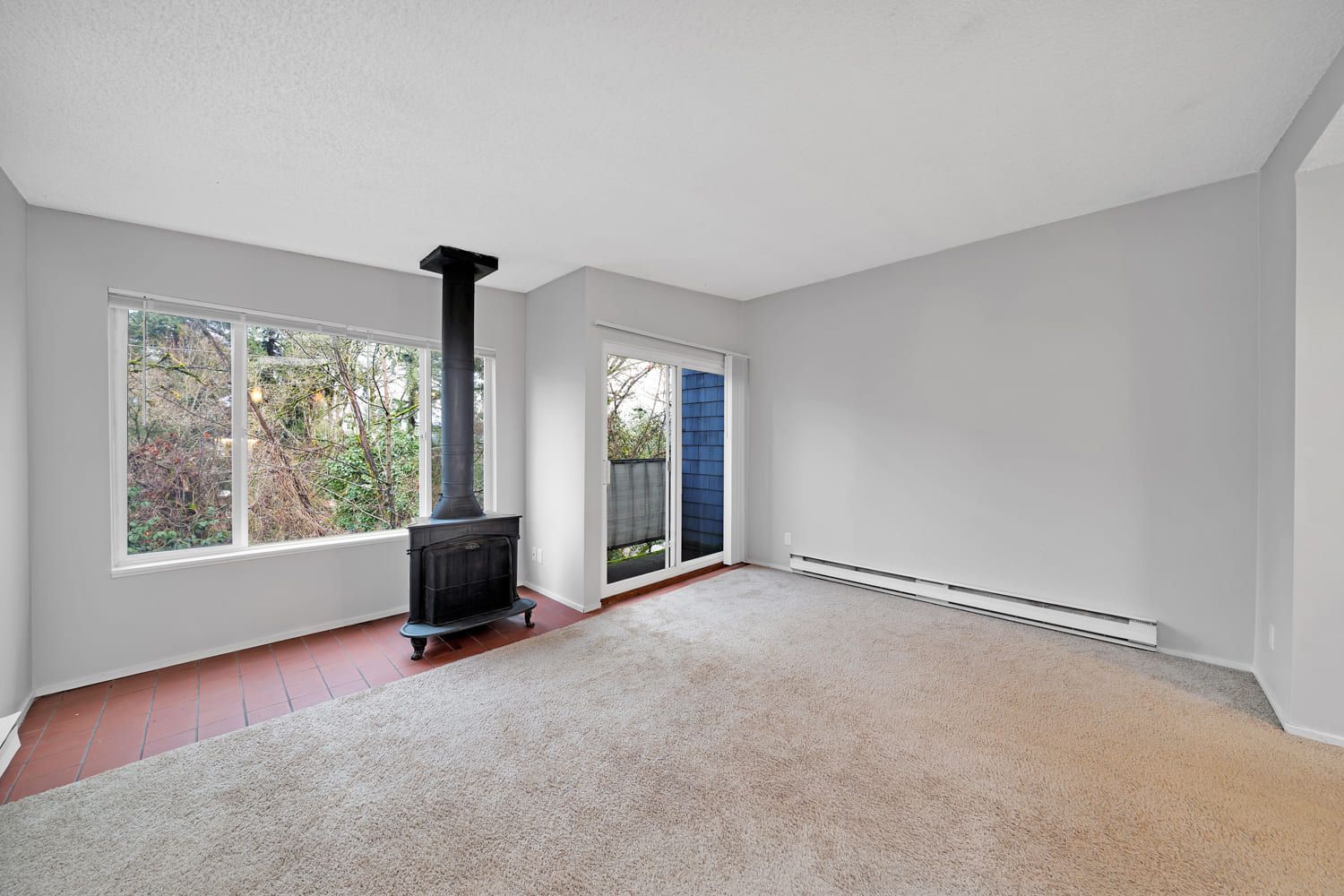 A photo of a unit in the Lair Hill Apartments