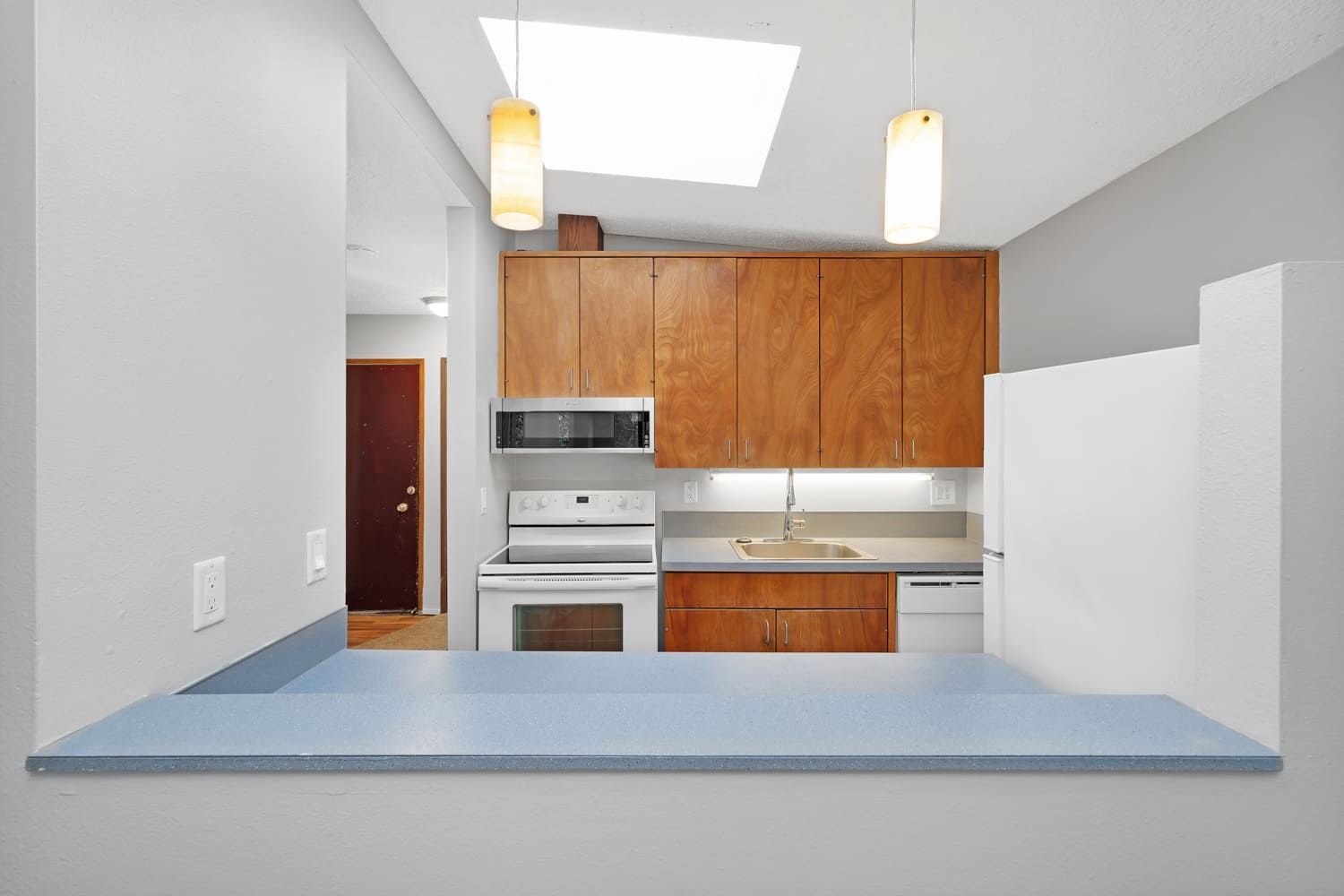 A photo of a unit in the Lair Hill Apartments
