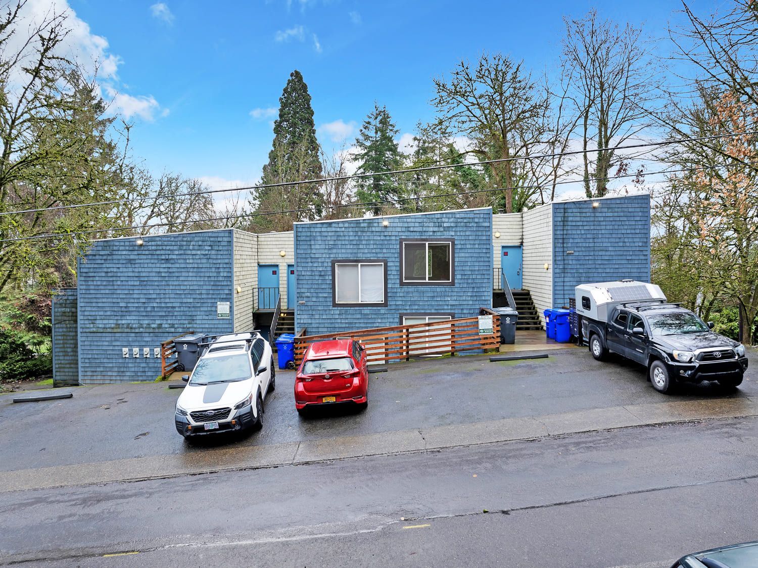 A photo of a unit in the Lair Hill Apartments