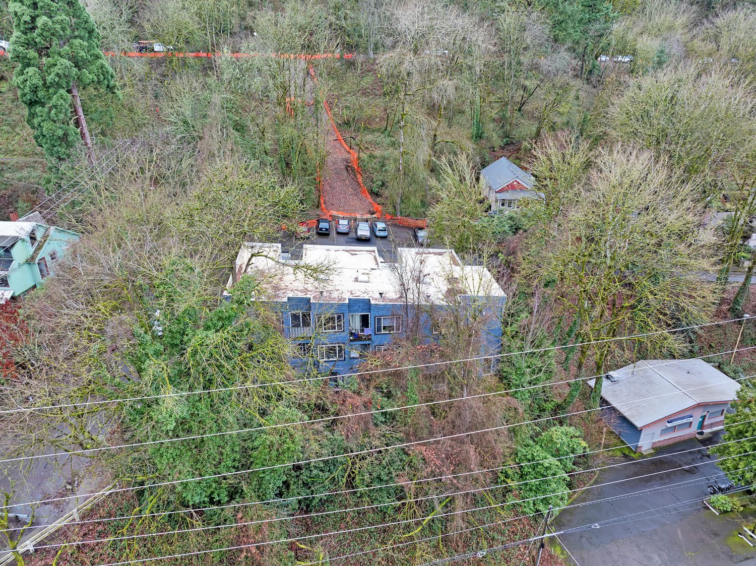A photo of a unit in the Lair Hill Apartments