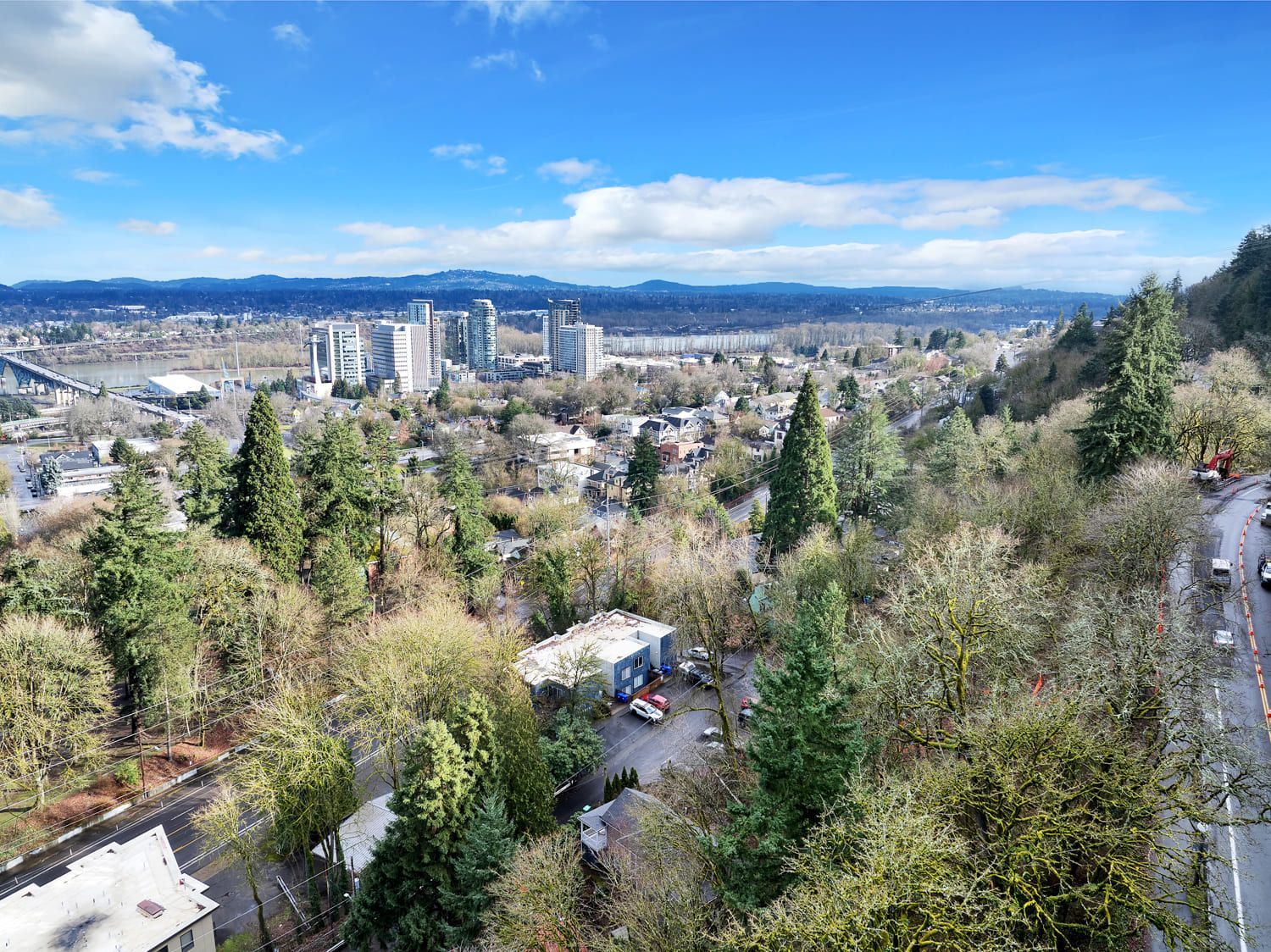 A photo of a unit in the Lair Hill Apartments