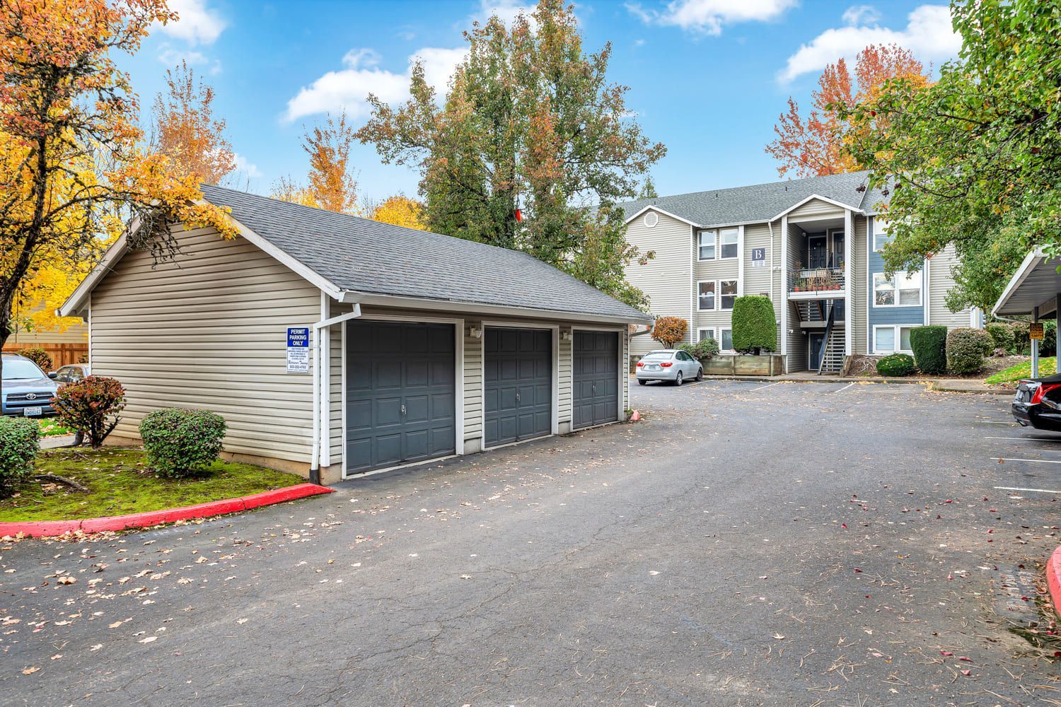 A photo of the Mountain Crest Aparments