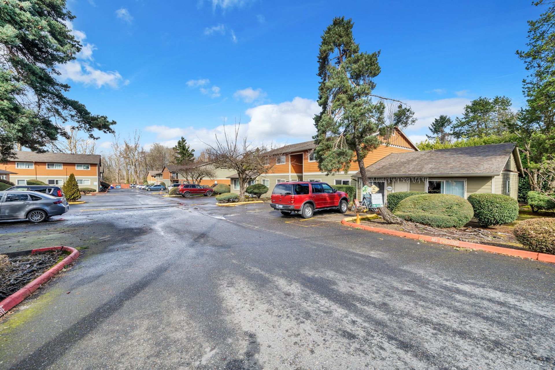 A photo of the Park Place apartment complex