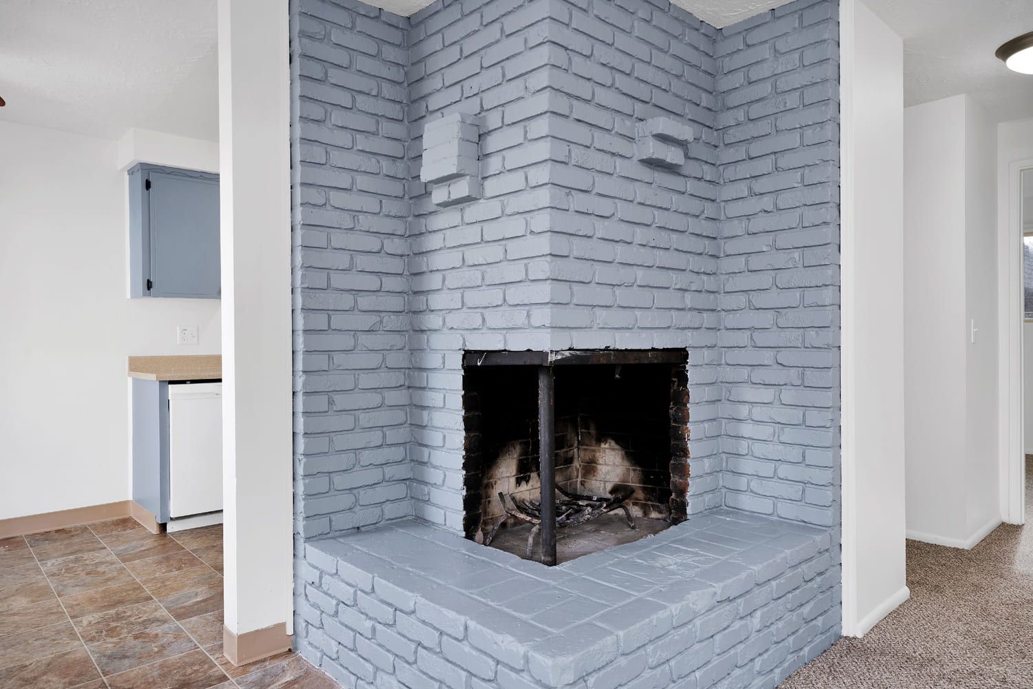 A photo of a unit in the Seven Gables Apartment