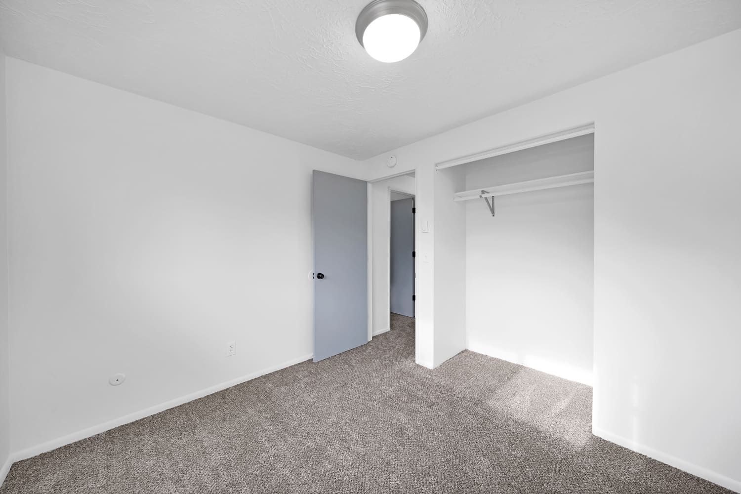 A photo of a unit in the Seven Gables Apartment