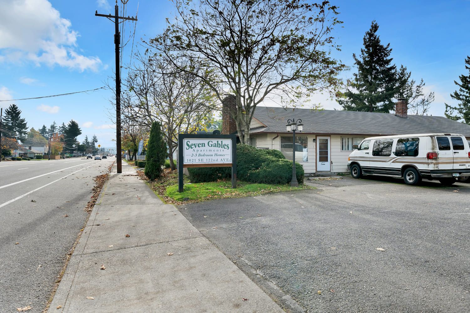 A photo of a unit in the Seven Gables Apartment
