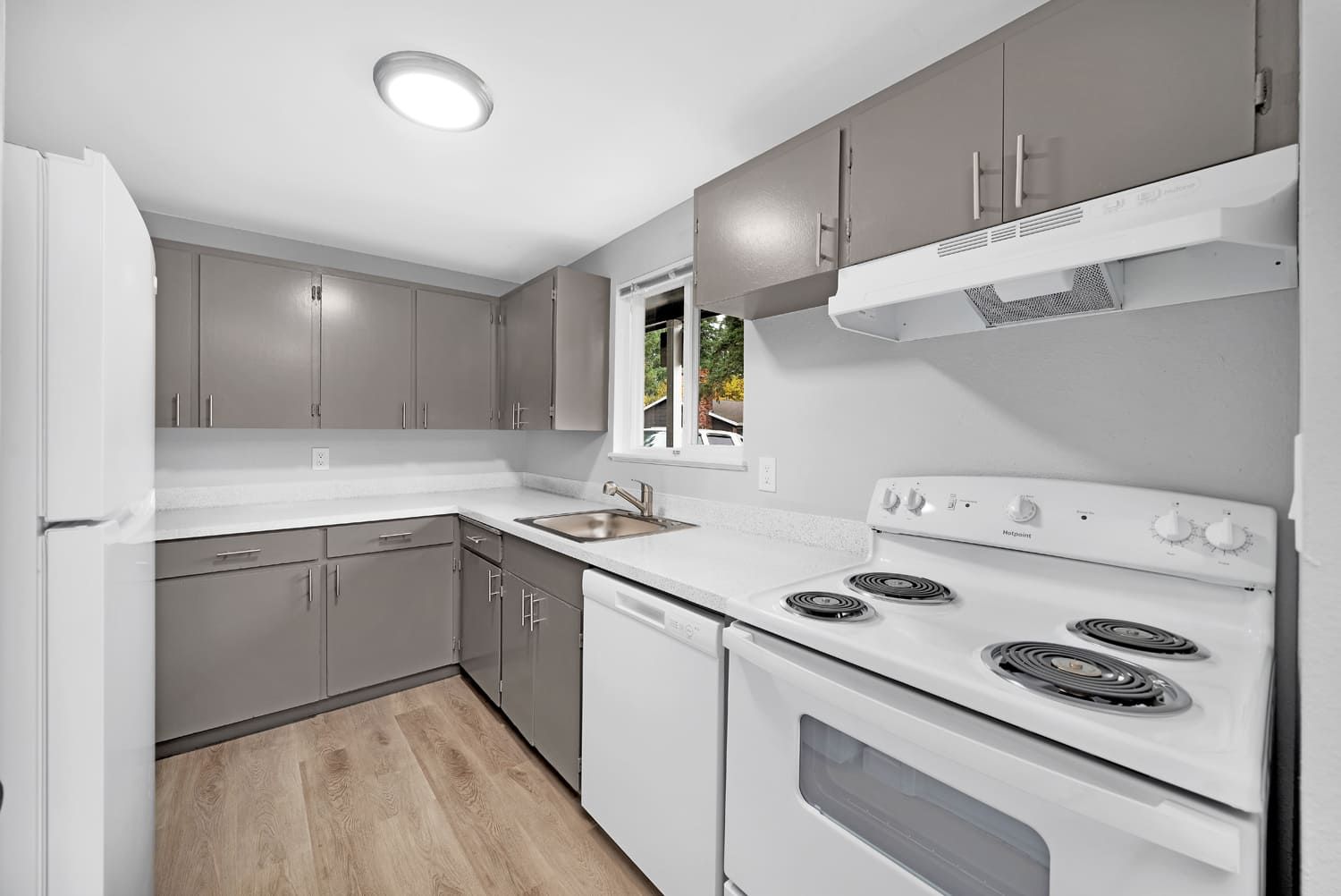 An image of a unit at the Shenandoah Garden Apartments