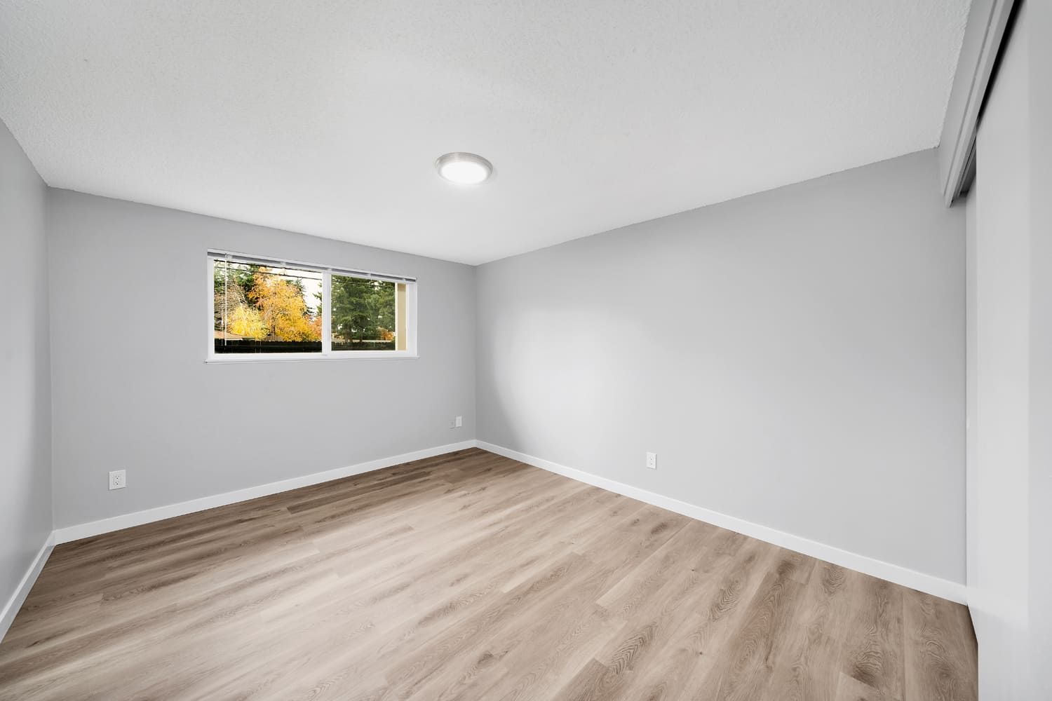 An image of a unit at the Shenandoah Garden Apartments