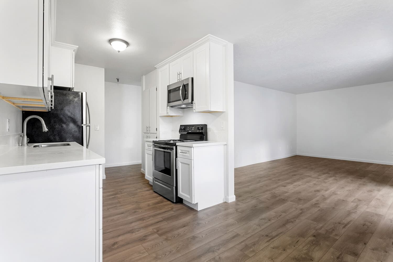 A photo of a unit in the Sheri Hill Apartment Complex