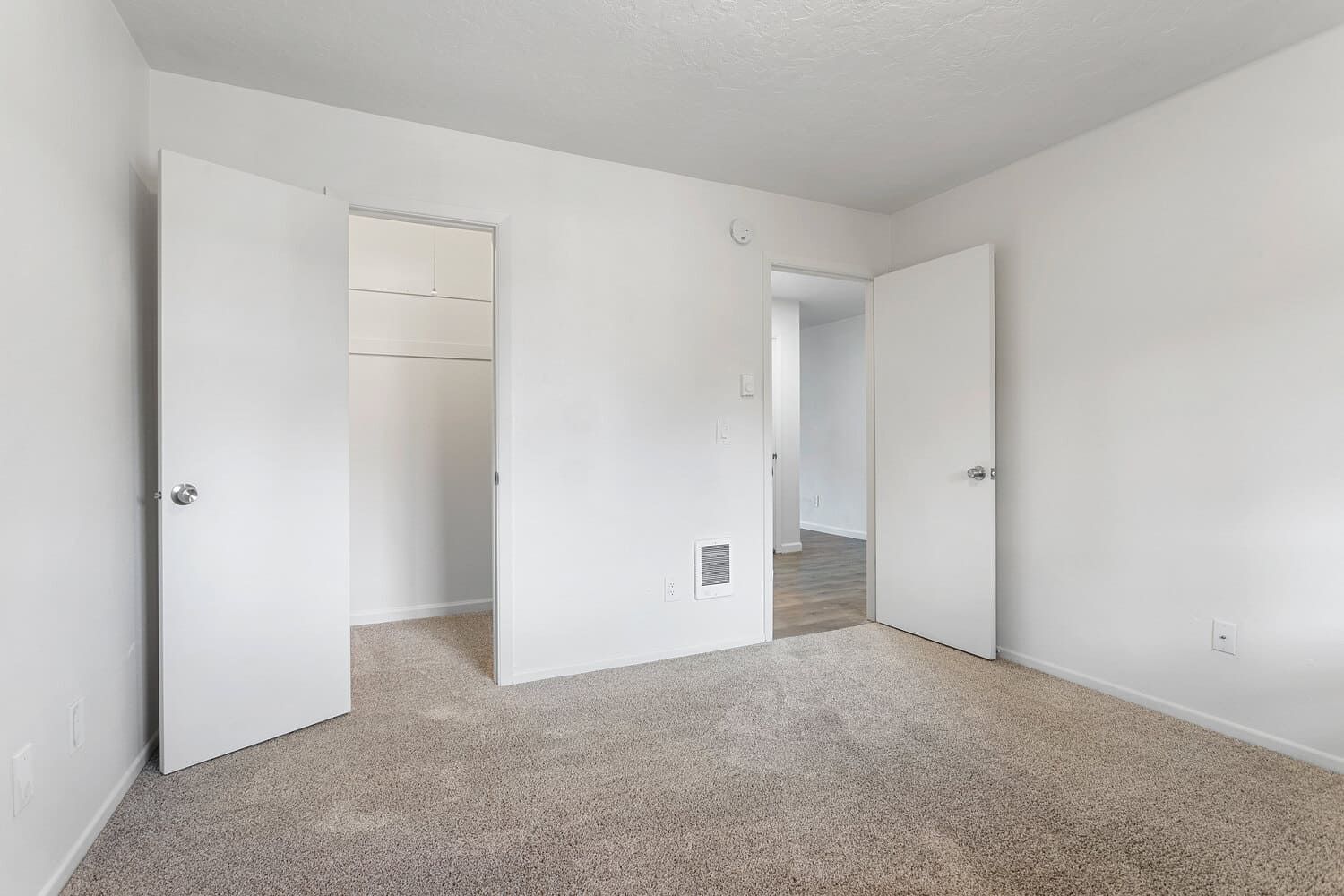 A photo of a unit in the Sheri Hill Apartment Complex
