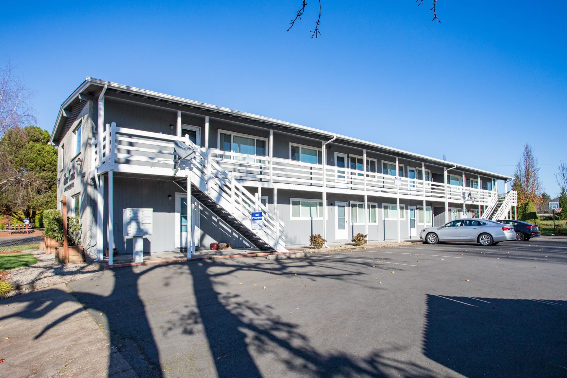 A photo of a unit in the Silver Creek Apartments