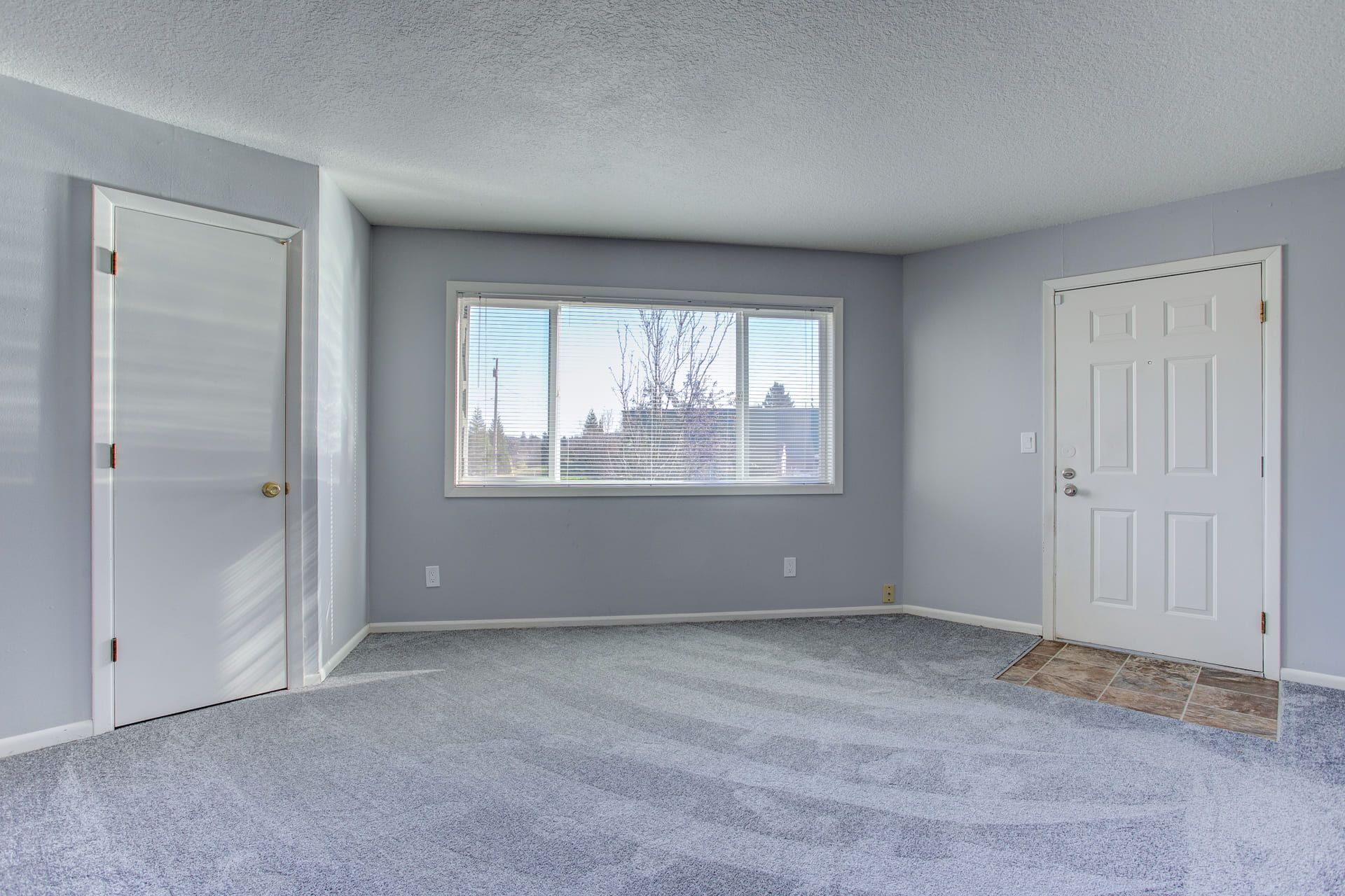 A photo of a unit in the Silver Creek Apartments