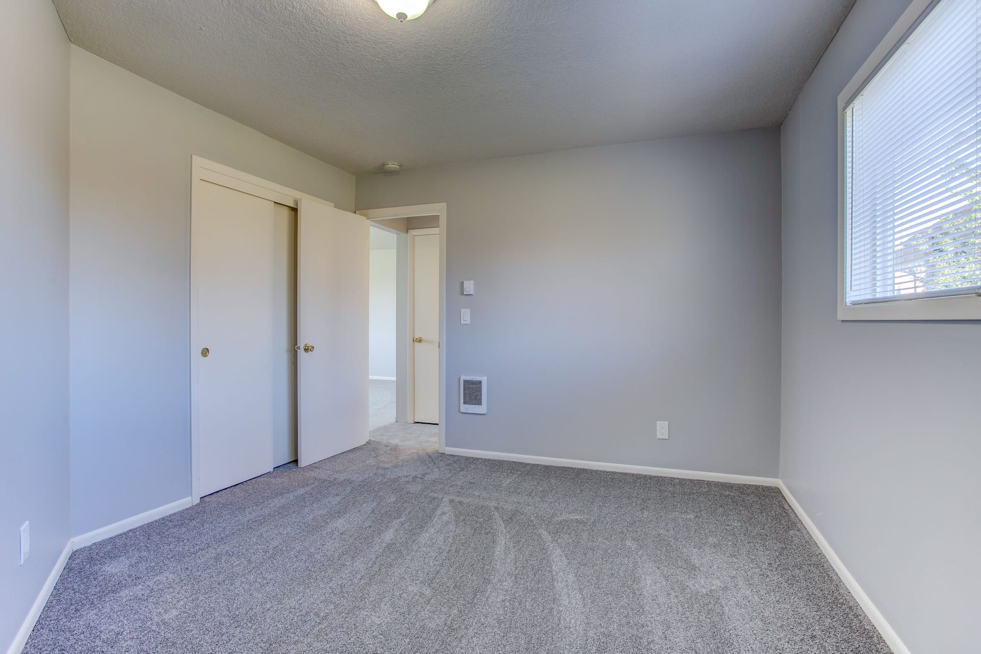 A photo of a unit in the Silver Creek Apartments