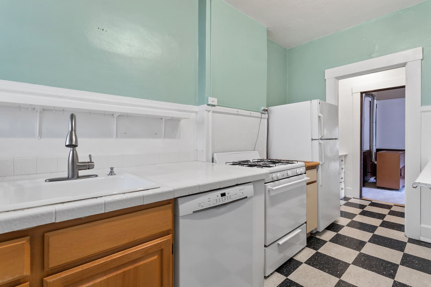 A photo of the unit at The Drake apartments