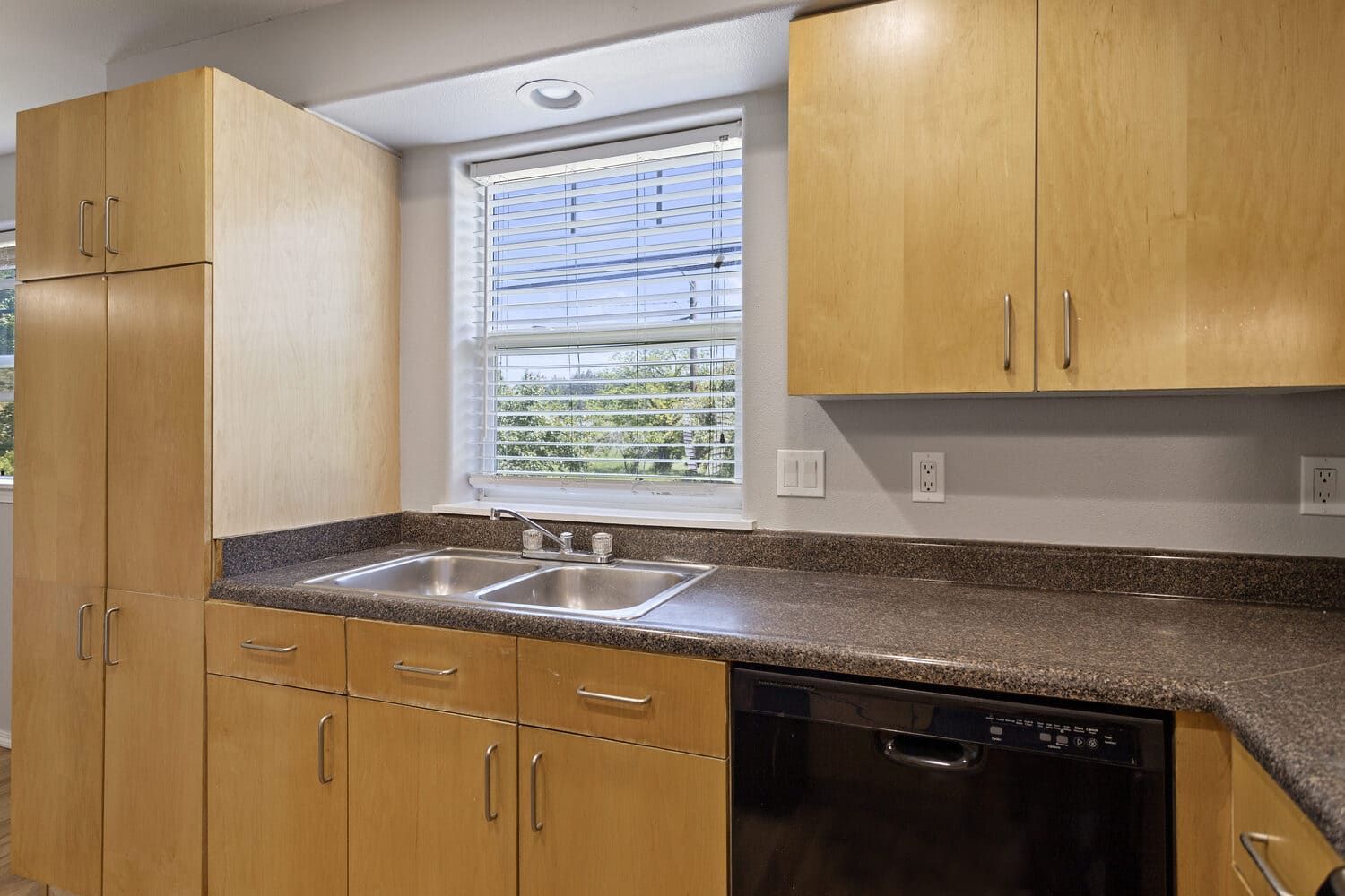 A photo of the apartments at the Willows