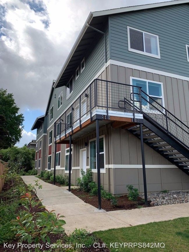 A photo of the apartments at the Wygant apartment complex
