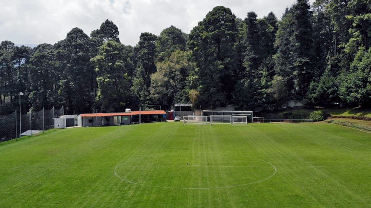 Centrándose en los aspectos técnico, táctico, físico, psicológico y social, la International Football Academy (IFA) desarrolla jugadores talentosos y con múltiples habilidades que demuestran una deportividad excepcional, integridad como jugador y amor por el juego.
