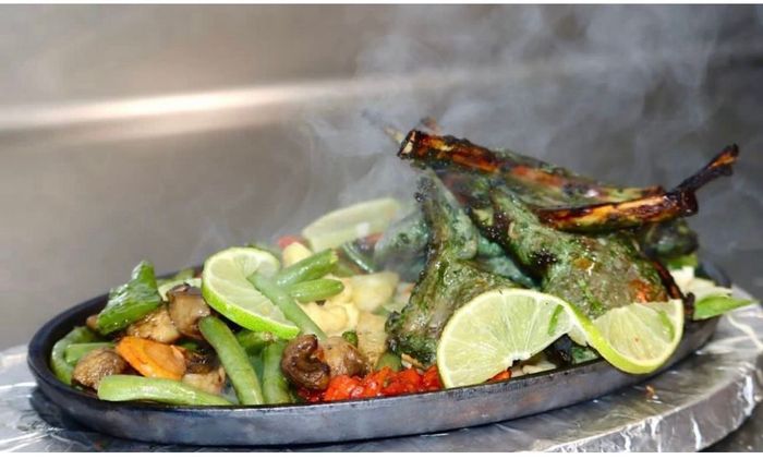 Mint Lee - Restaurants in Berkshire county