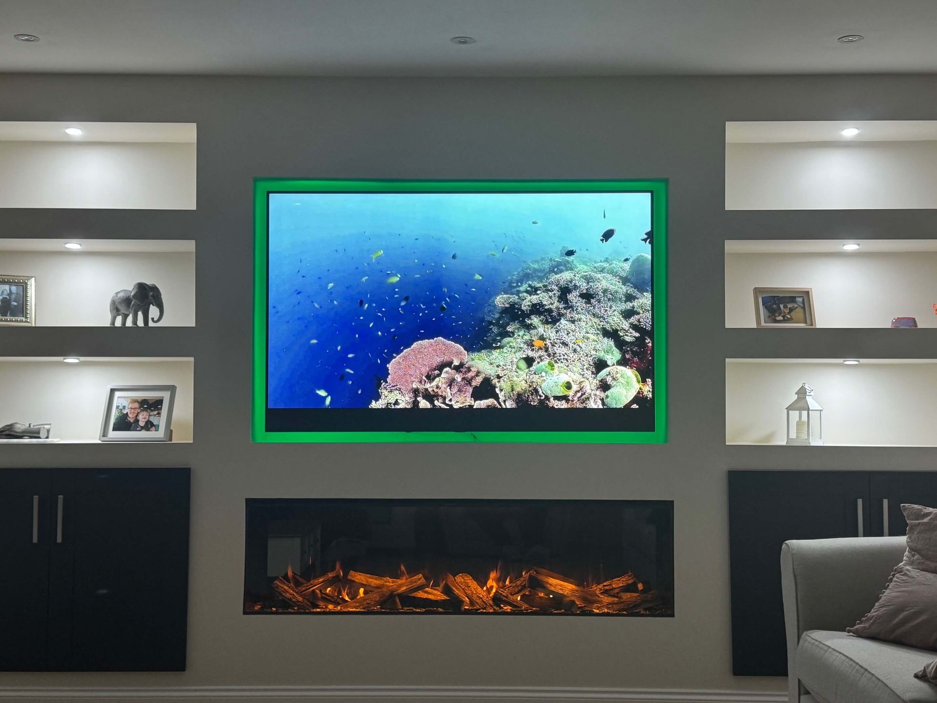 British Fires 1600 Black Edition Anti Reflective Glass Real Logs