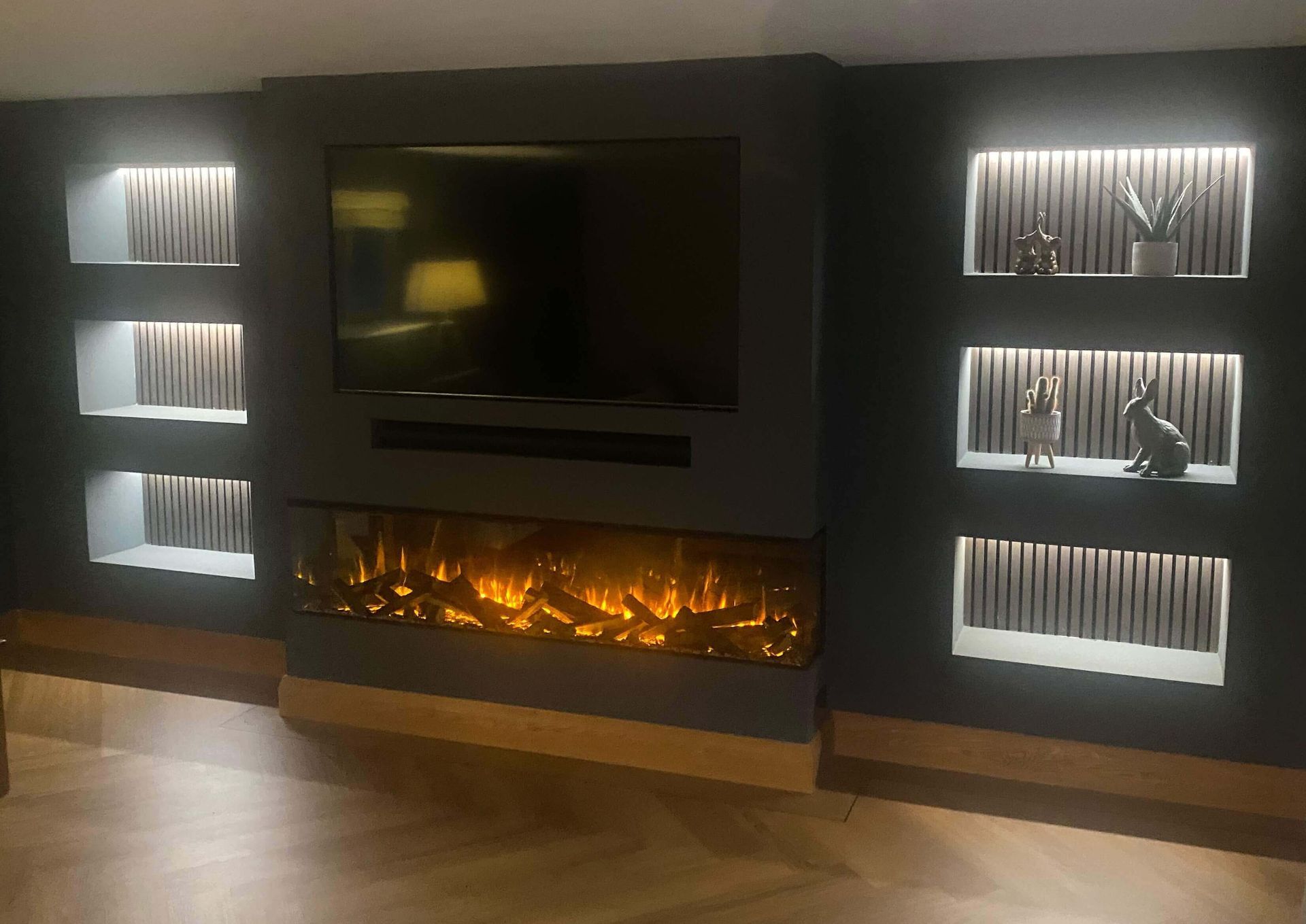 British Fires New Forest 1900 Real Logs Real Flame Effect LED Lighting